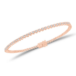 1.16 ct diamond tennis bracelet - 14K gold weighing 5.17 grams
- 74 round diamonds weighing 1.16 carats