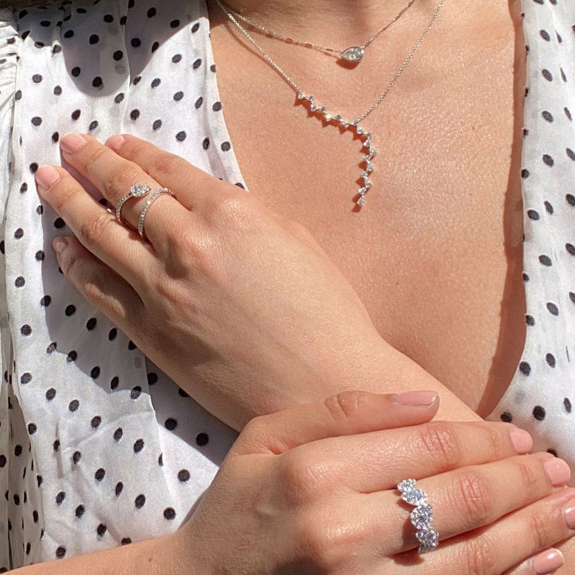 Catherine Diamond Necklace with Lab Grown Diamonds and Natural Diamond – TOR